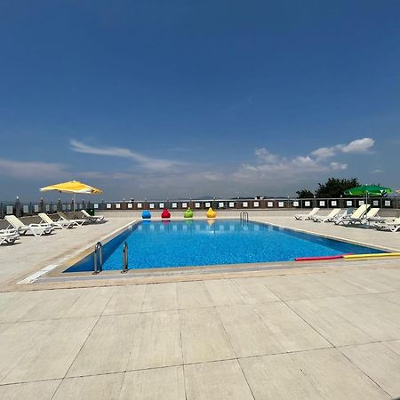 Double Royal Hotel Kocaeli Exterior foto