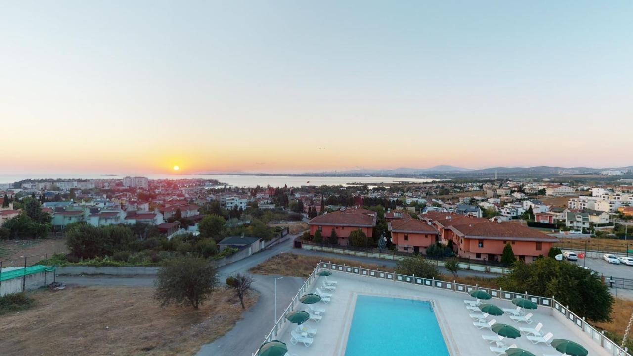 Double Royal Hotel Kocaeli Exterior foto