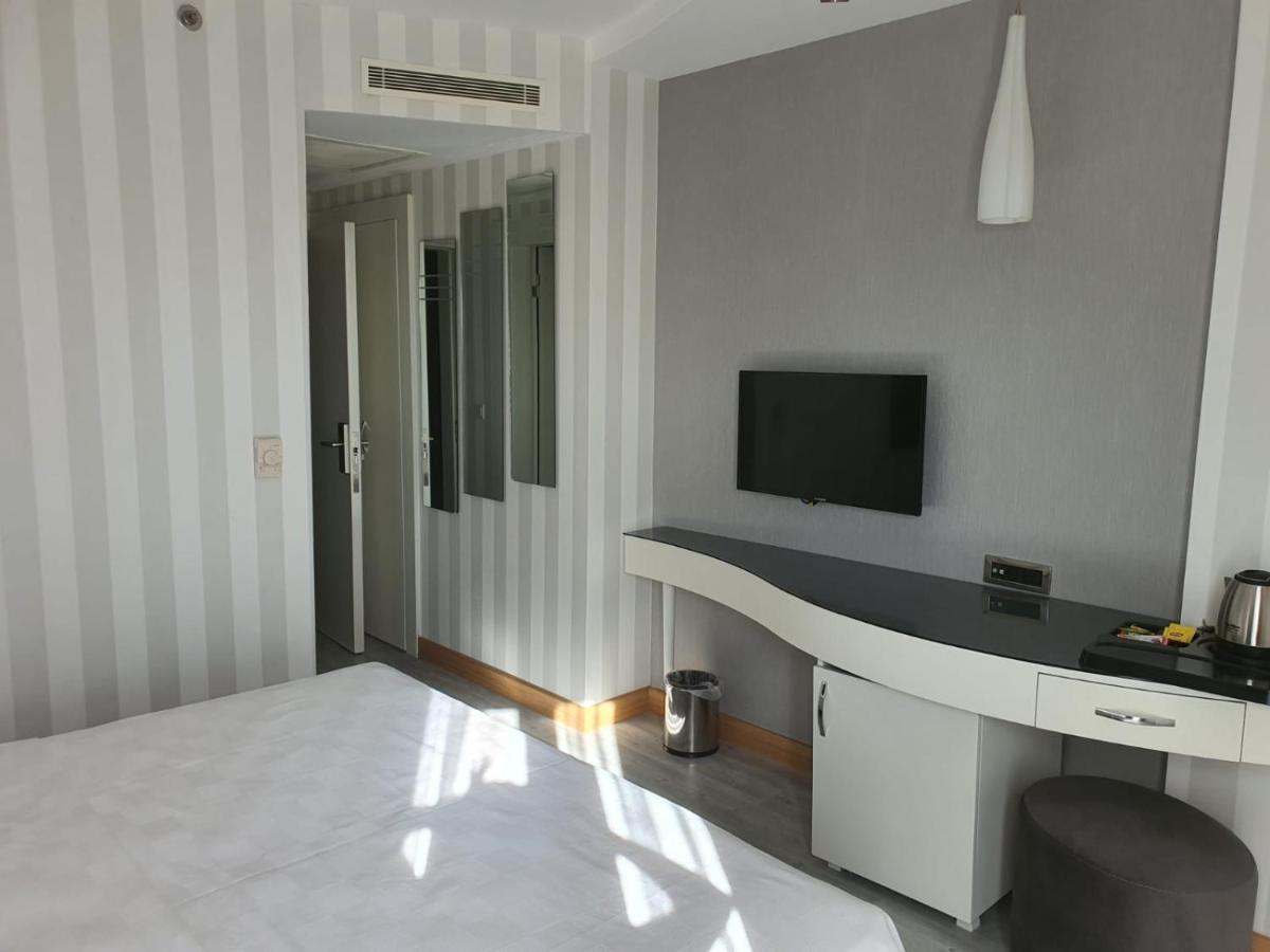 Double Royal Hotel Kocaeli Exterior foto